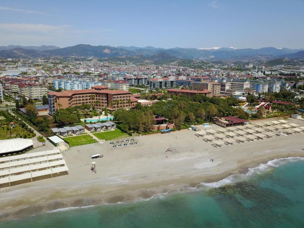 Club Turtas Beach Hotel