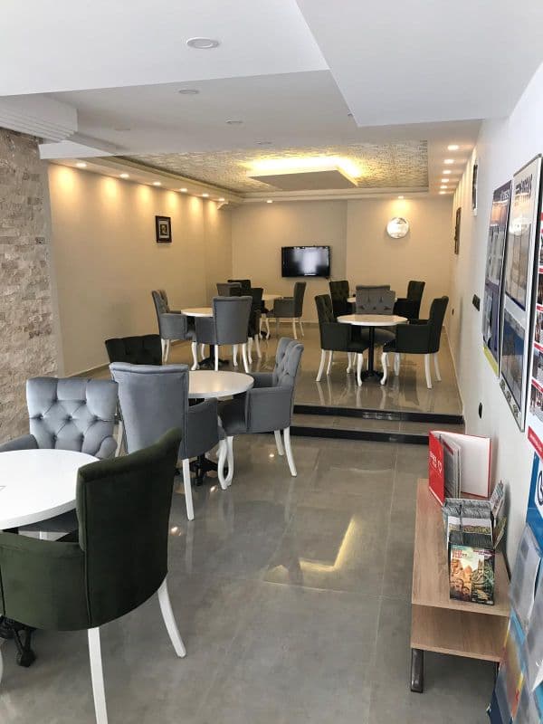 Isinda Hotel