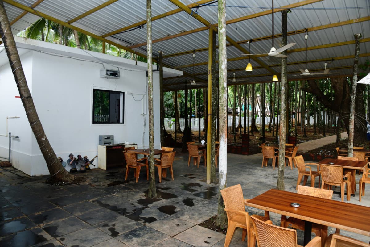 Arambol Paradise Village Resort