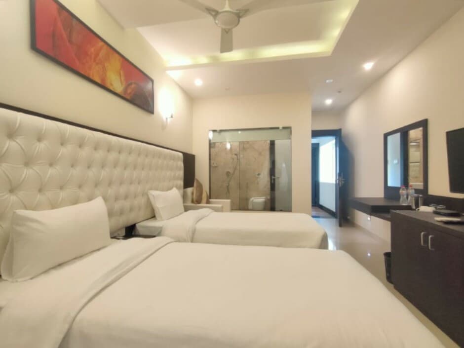 Krishna Beach Resort And Spa