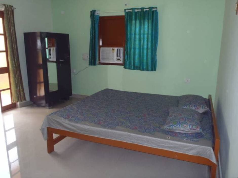 Jacqueline Residency