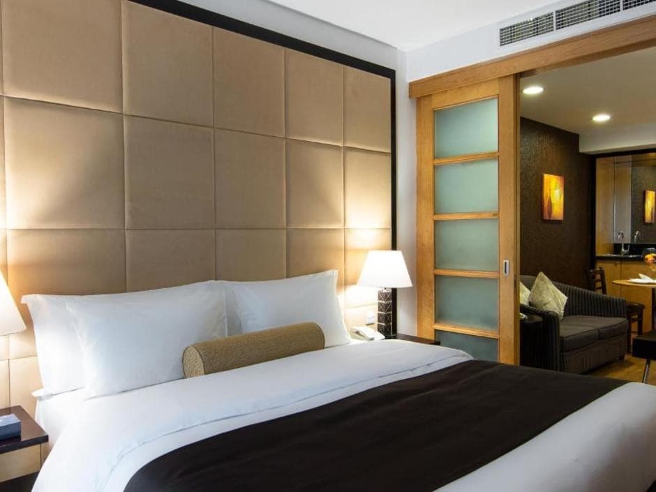 Savoy Suites Hotel Apartments