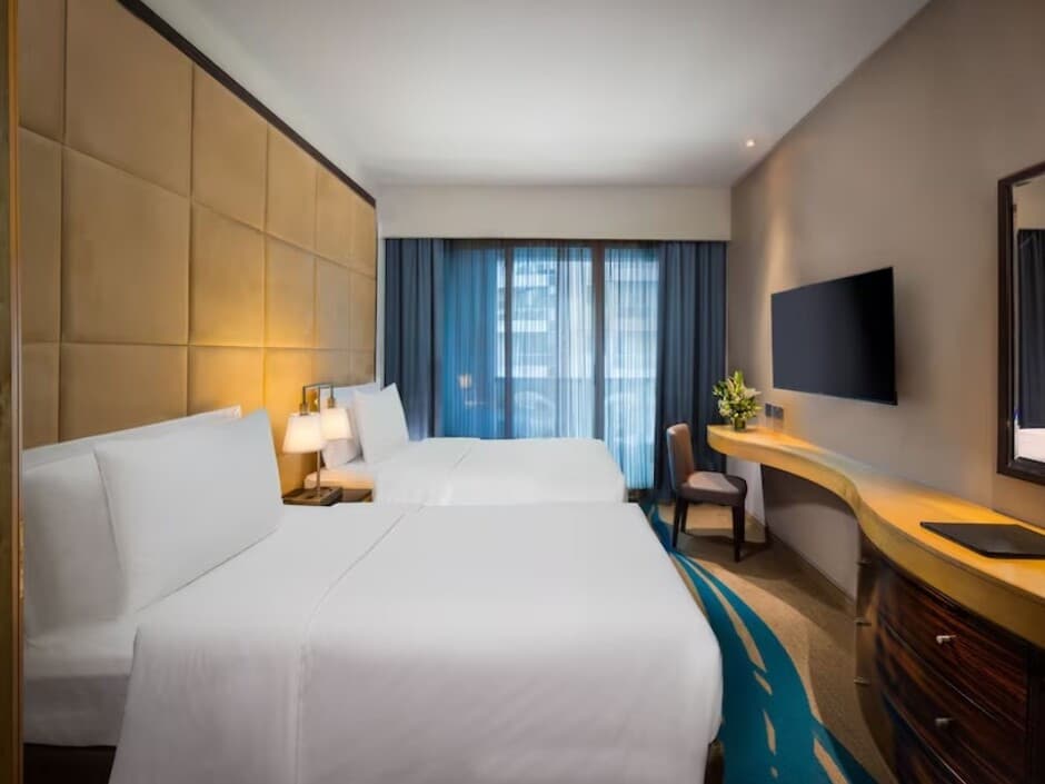 Savoy Suites Hotel Apartments