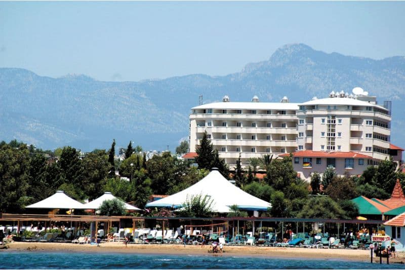 Febeach Hotel Side