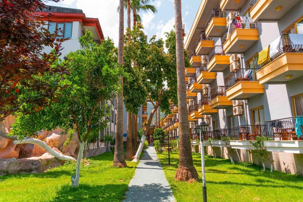 Ruza Beach Hotel (ex. Belpoint Beach Hotel)