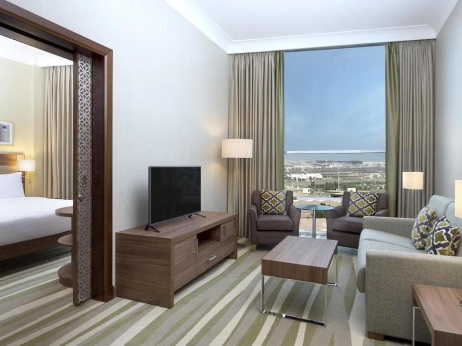 Hilton Garden Inn Dubai Al Muraqabat