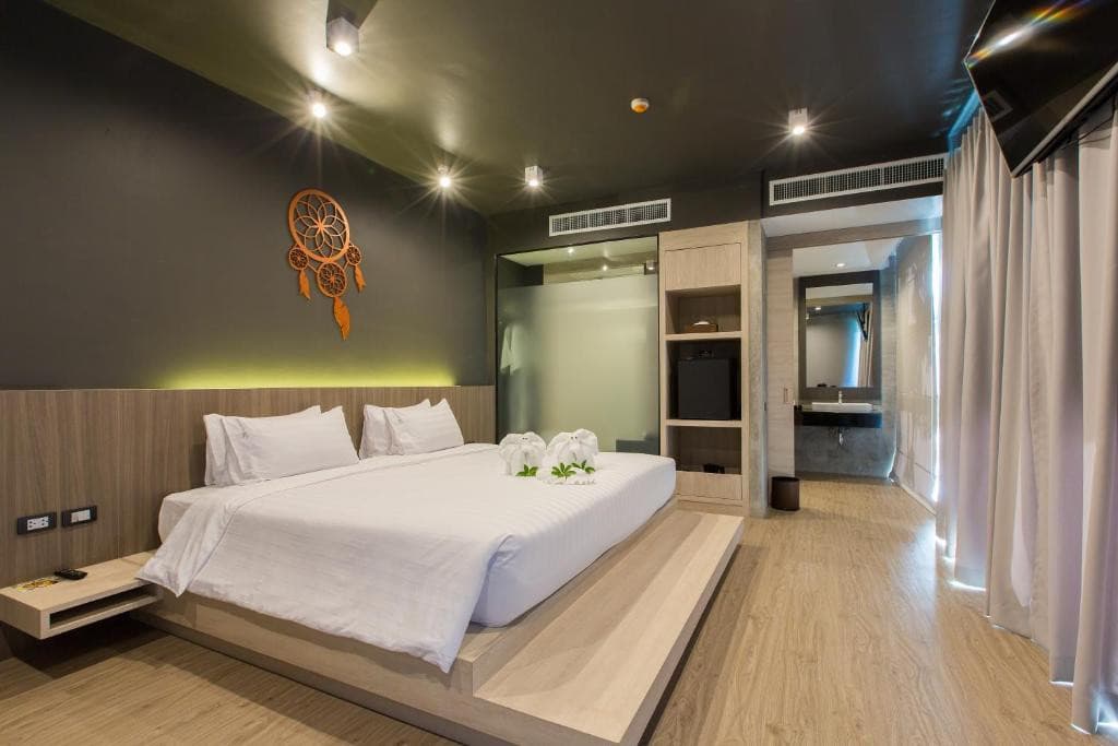 MAYA PHUKET