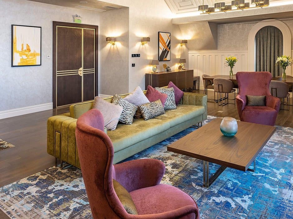 INTERCONTINENTAL HOTEL
