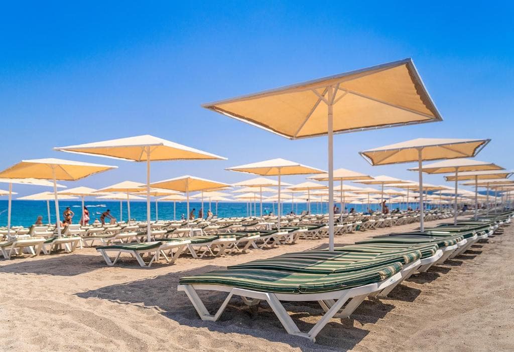 L'Oceanica Beach Resort Hotel