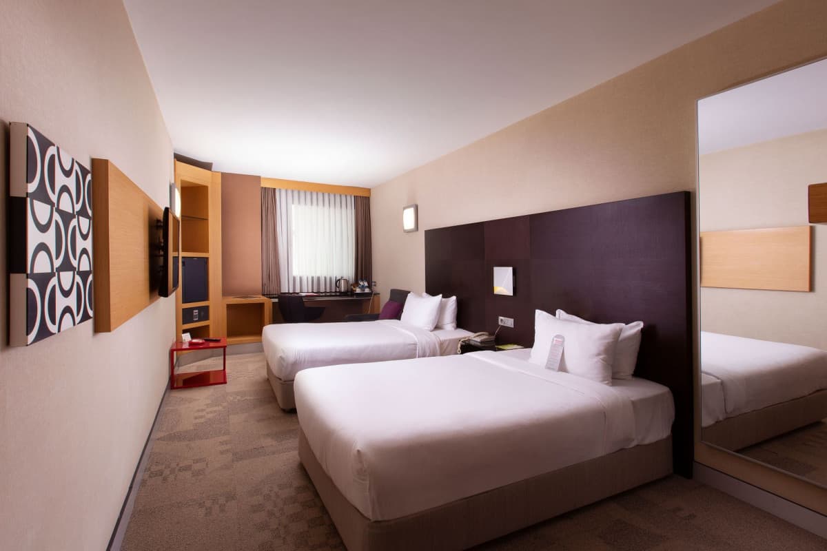 NIPPON HOTEL
