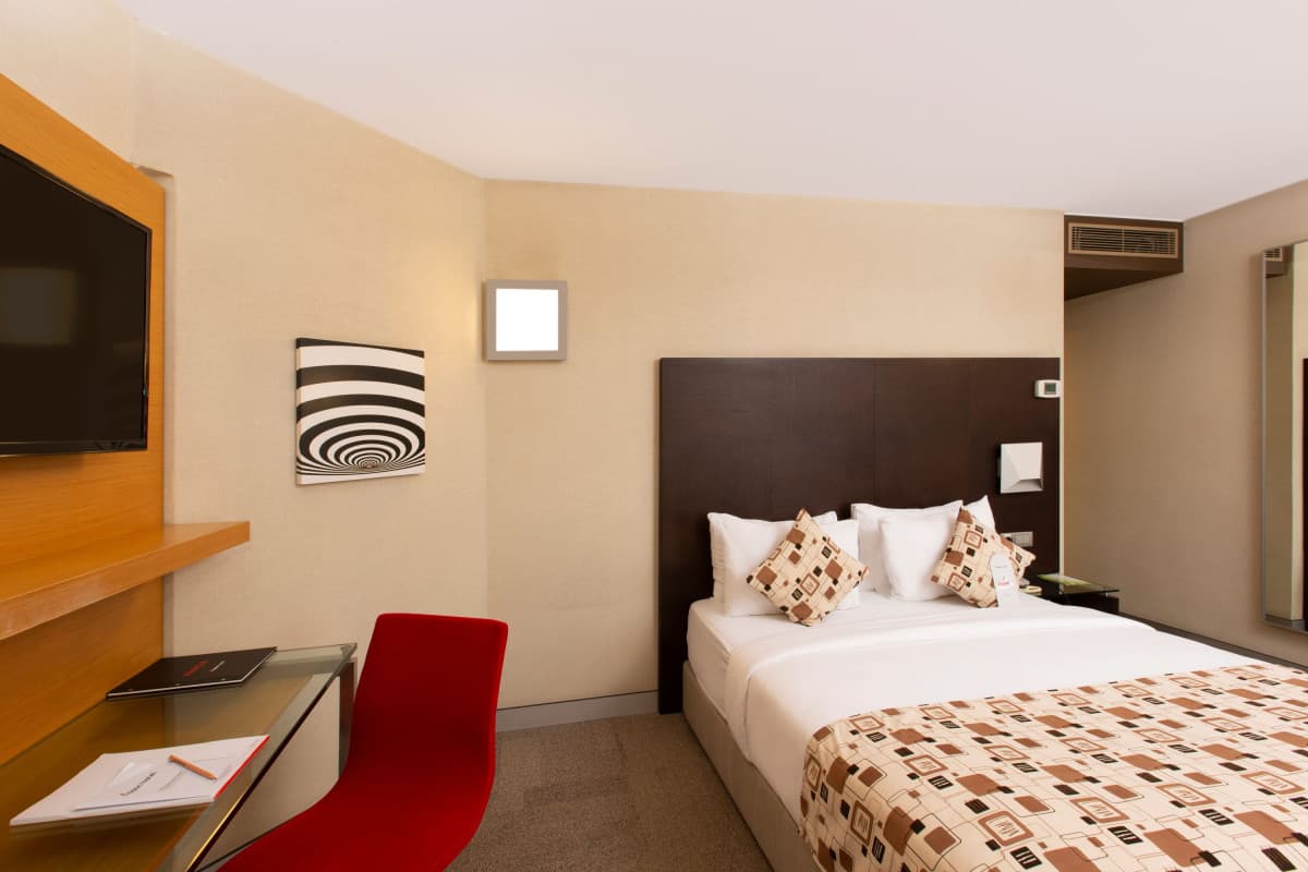 NIPPON HOTEL