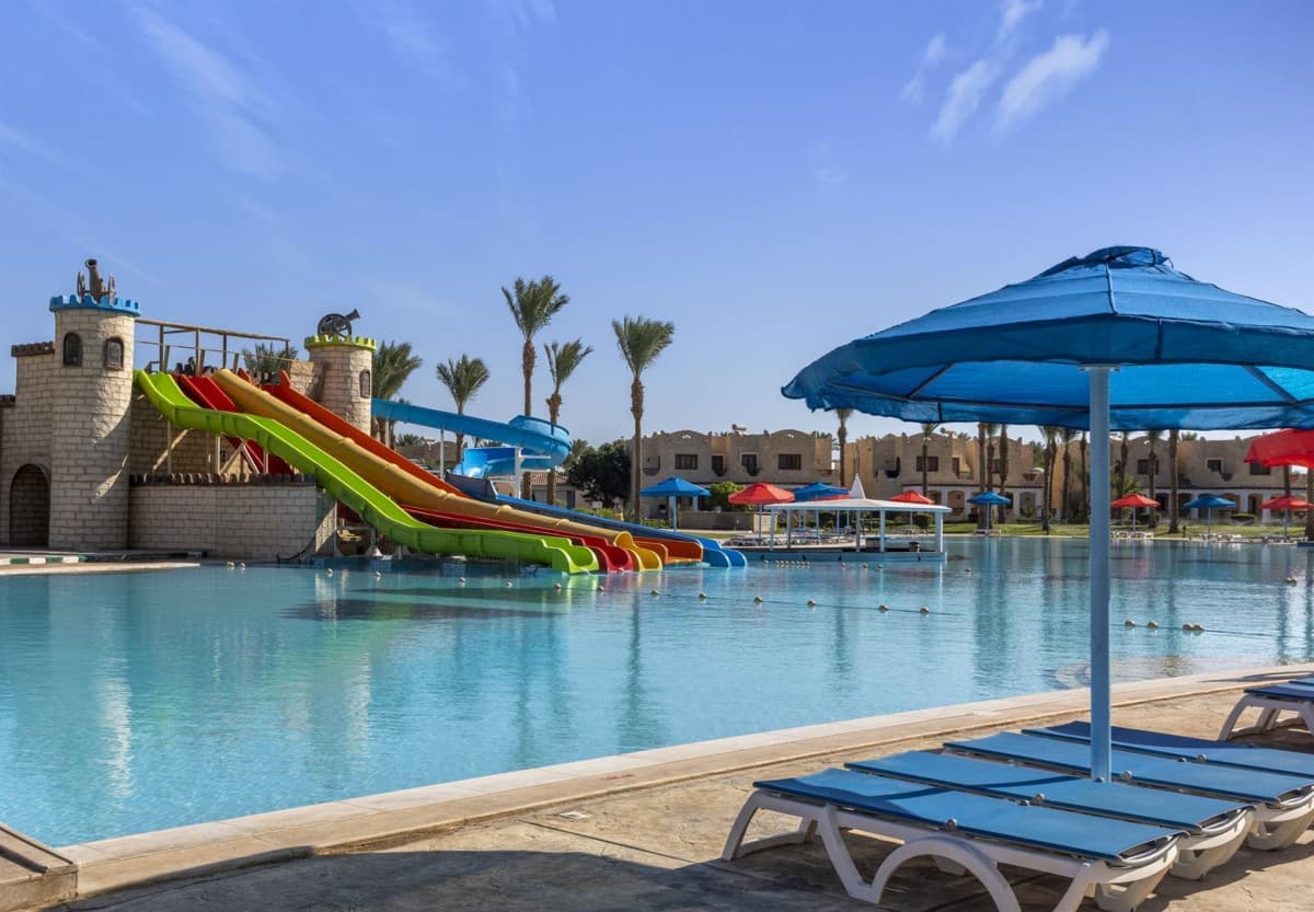 Royal Lagoons Resort & Aqua Park