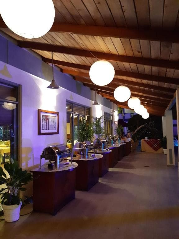 Hotel Oasis Hambantota