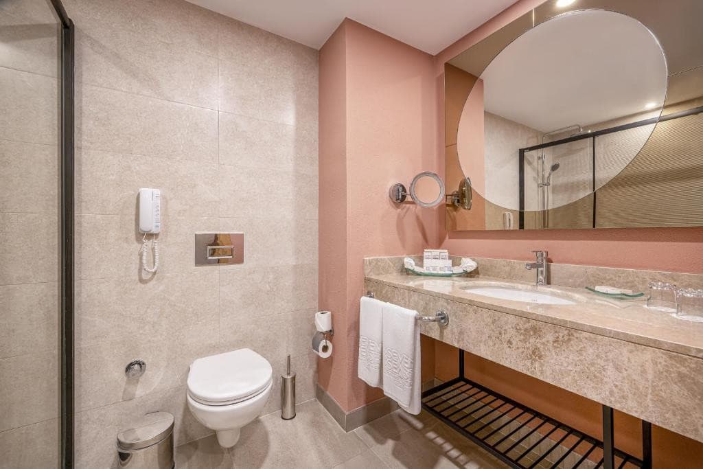 Gravel Hotels