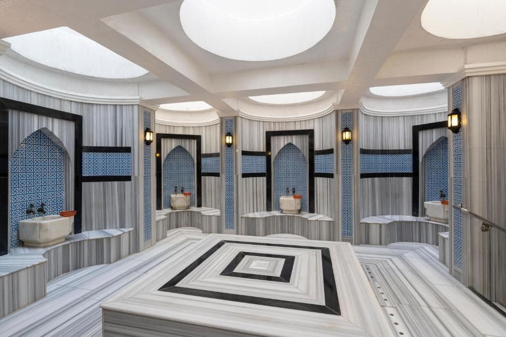 Limak Atlantis Deluxe Hotel & Resort