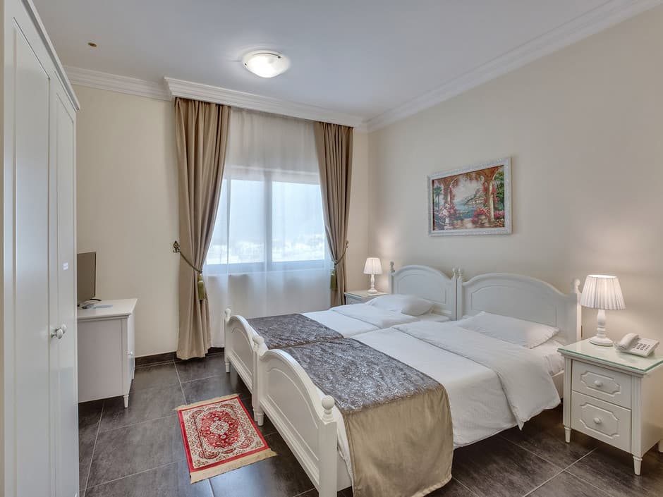 Royal Hotel