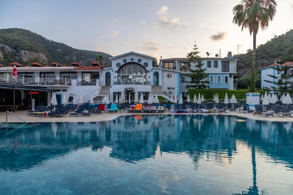 Karbel Hotel