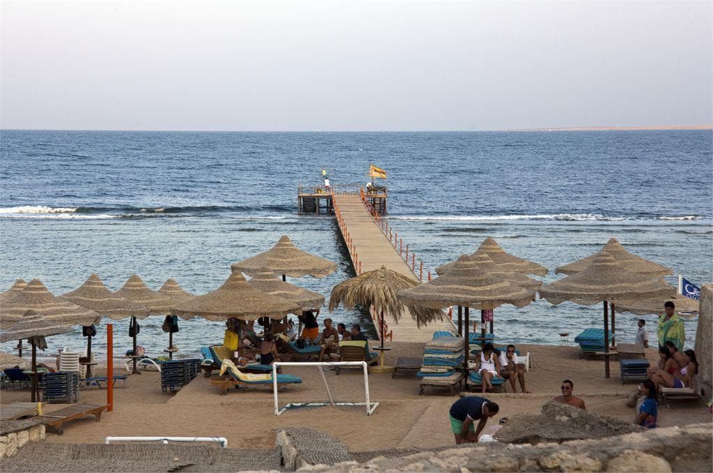 Tamra Beach Resort
