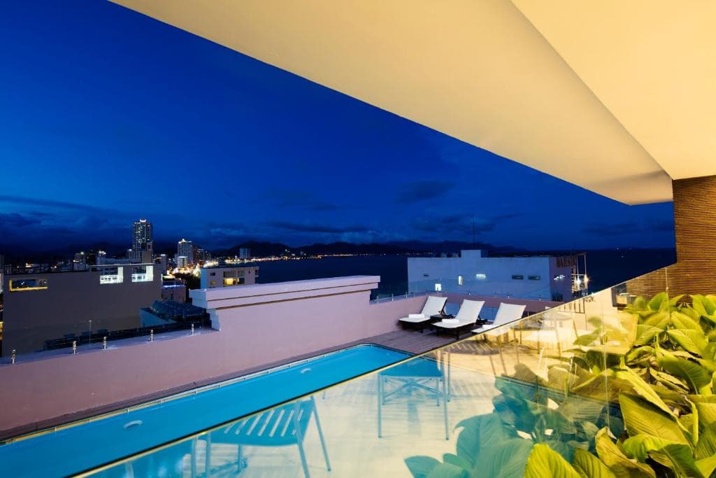 Meriton Hotel 3* - Nha Trang