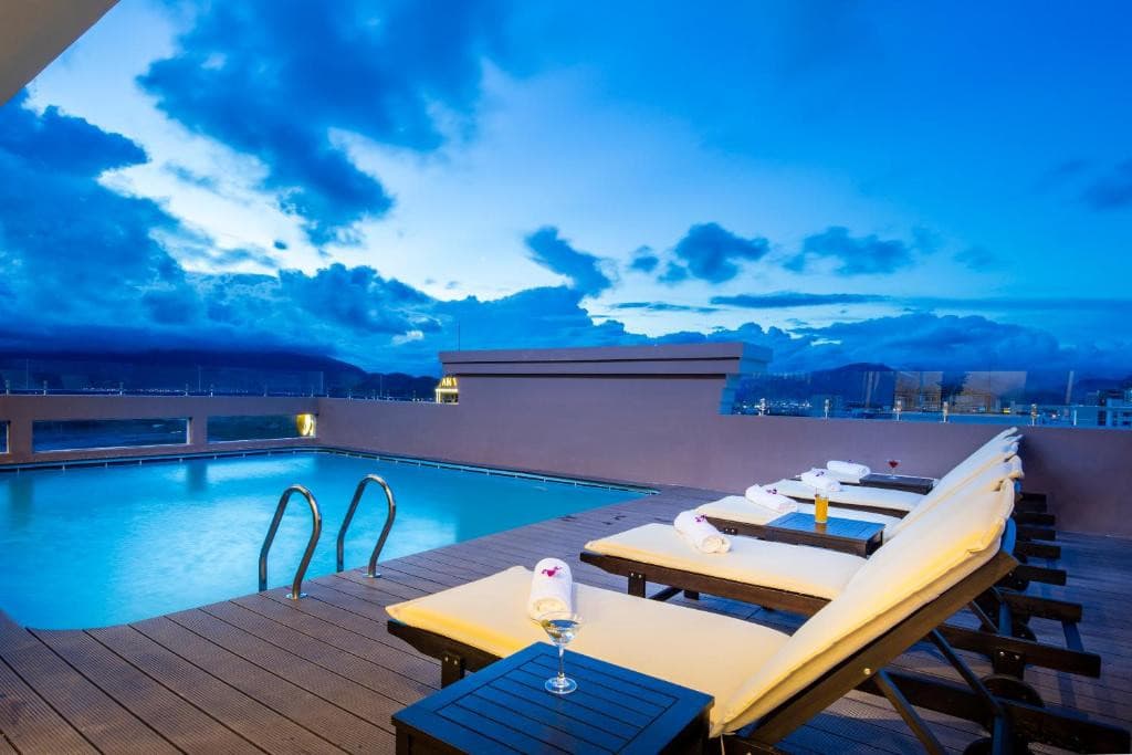 Meriton Hotel 3* - Nha Trang