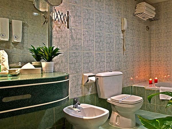 Sadaf Delmon Hotel