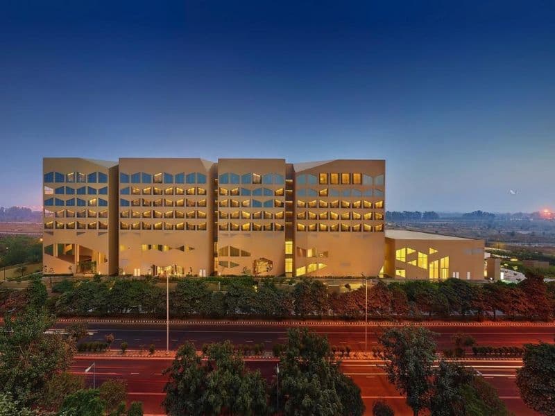 VIVANTA DWARKA