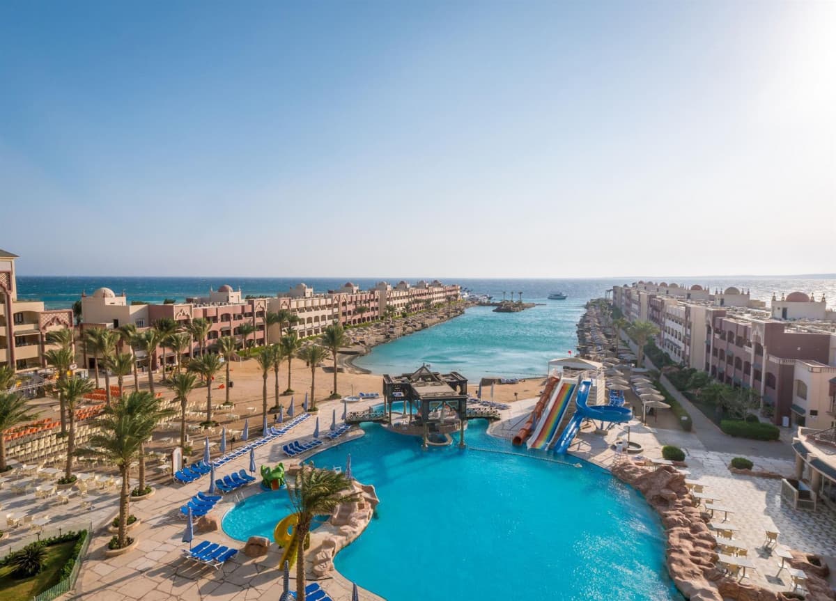 Sunny Days Resort Spa & Aqua Park