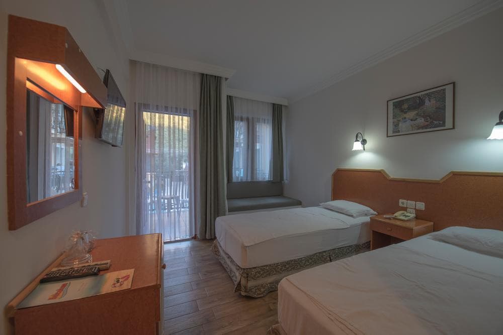 Belcehan Beach Hotel