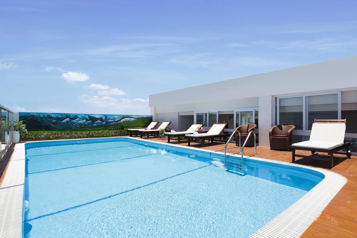 Paris Hotel Nha Trang