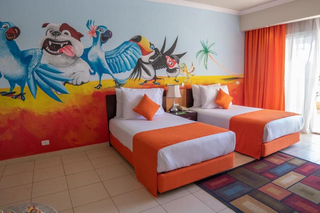 Parrotel Lagoon Waterpark Resort 5*
