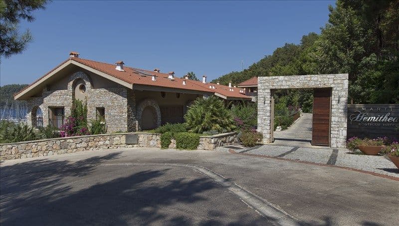 Marti Hemithea Hotel