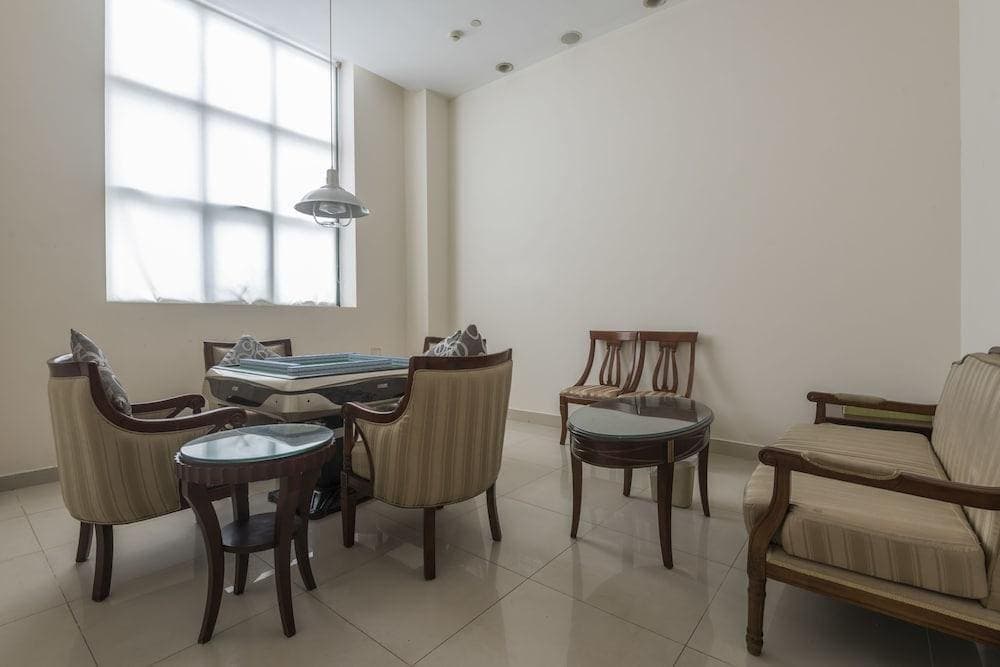 Jinjiang Baohong Hotel Sanya