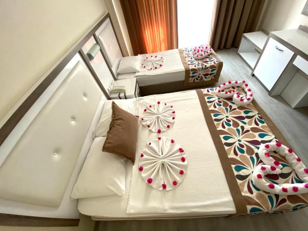 Acar Hotel