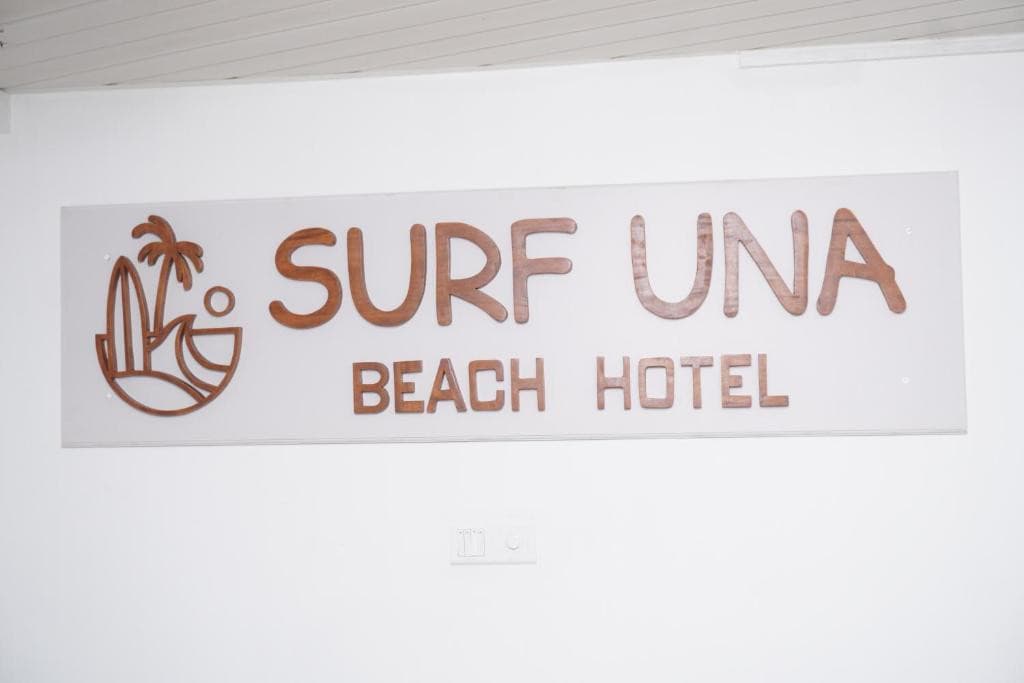 Surf Una Beach