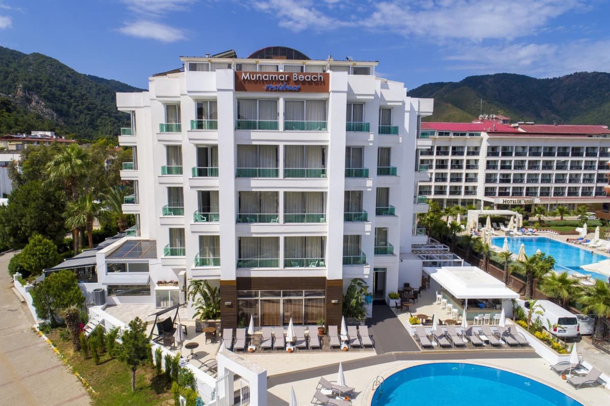 Munamar Beach Residence