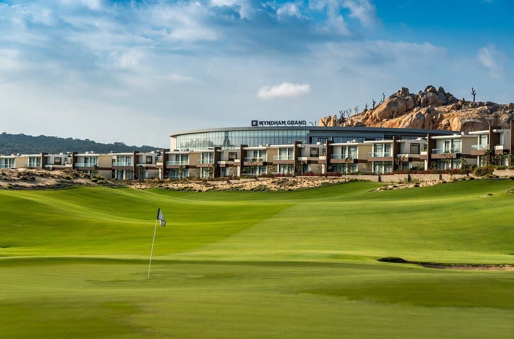 WYNDHAM GRAND KN PARADISE CAM RANH