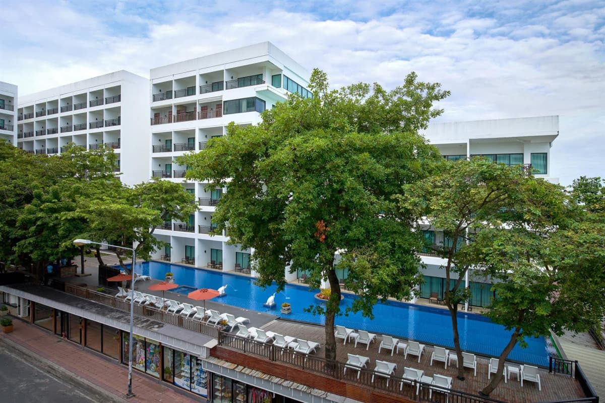 Cosy Beach Hotel