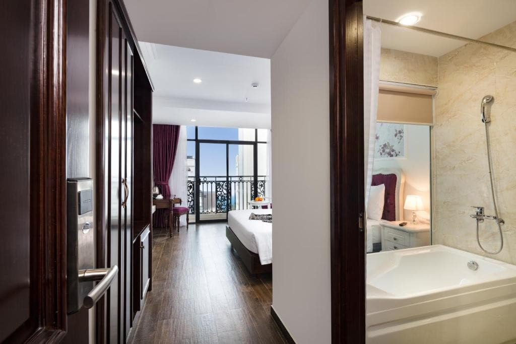 Bonjour Hotel4* - Nha Trang