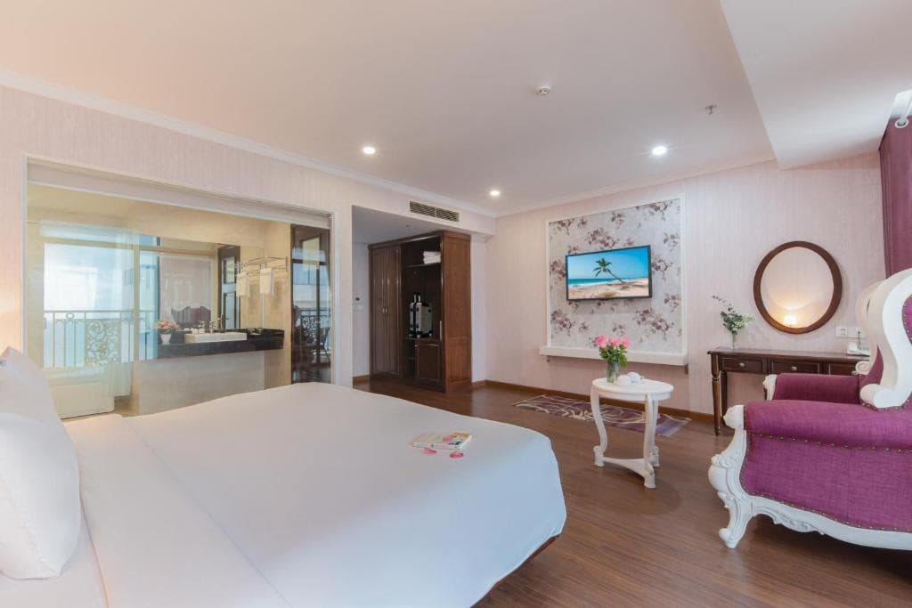 Bonjour Hotel4* - Nha Trang