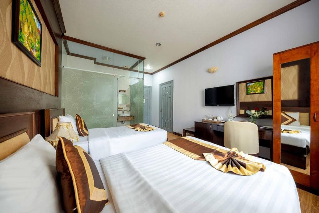Rembrandt Hotel 3* - Nha Trang