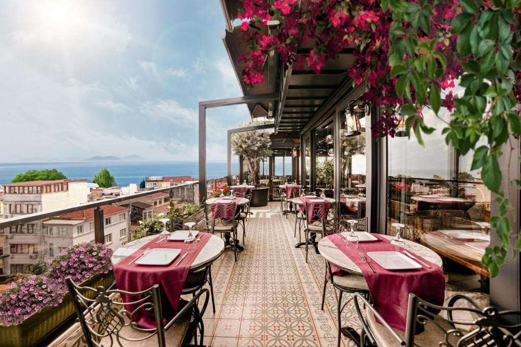 SKALION HOTEL & SPA