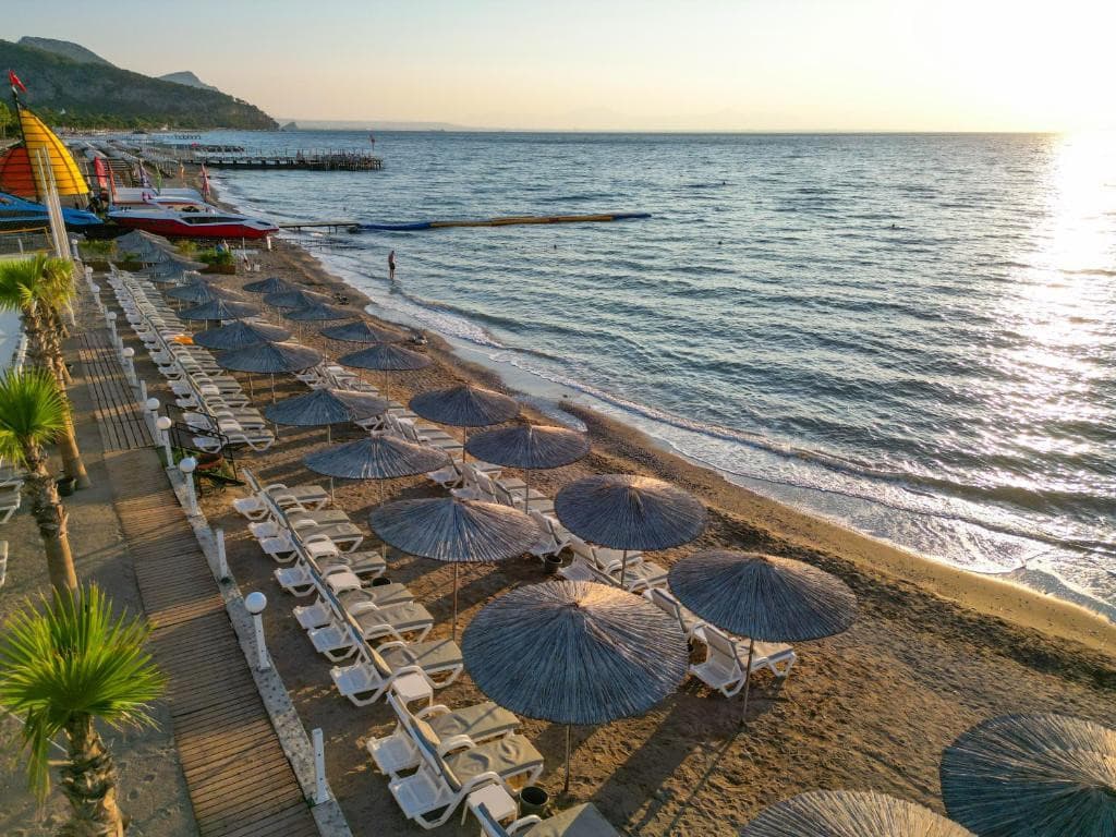 Catamaran Resort Hotel