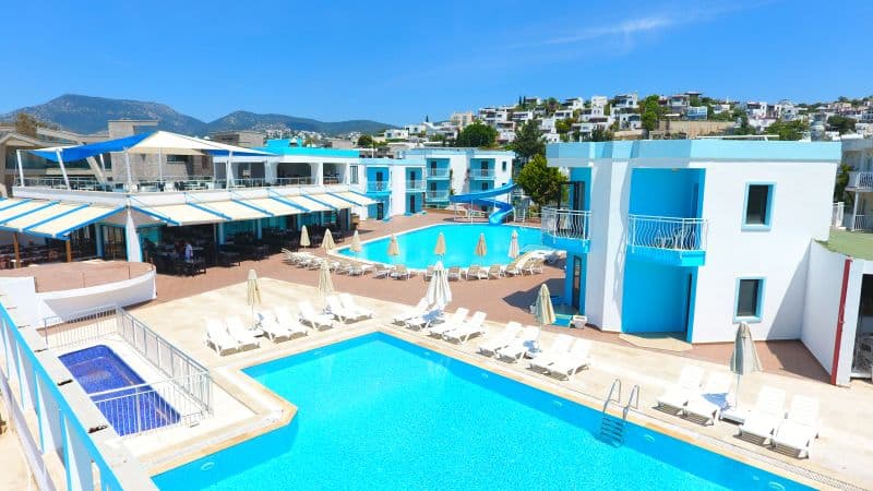 Costa Carina Resort
