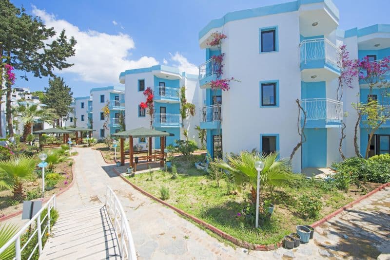 Costa Carina Resort