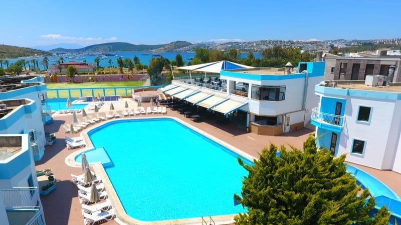 Costa Carina Resort