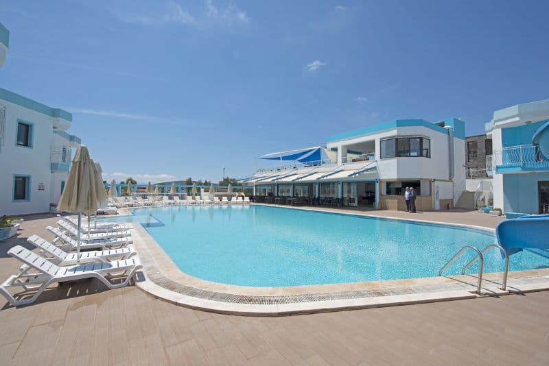 Costa Carina Resort