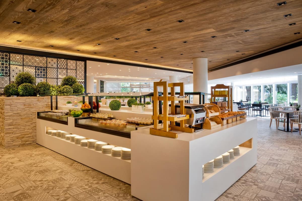 Fujairah Rotana Resort & Spa