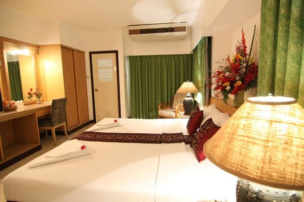 Eastiny Inn Hotel