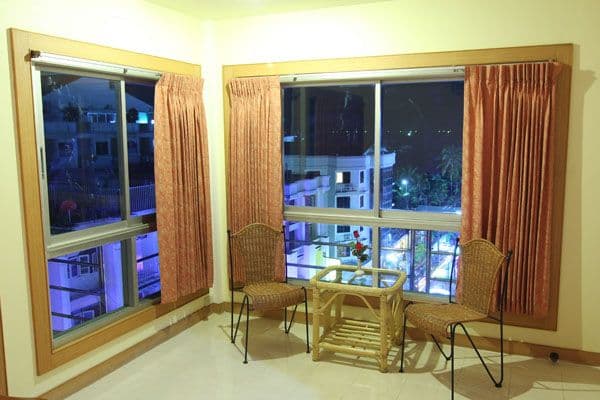 Eastiny Inn Hotel