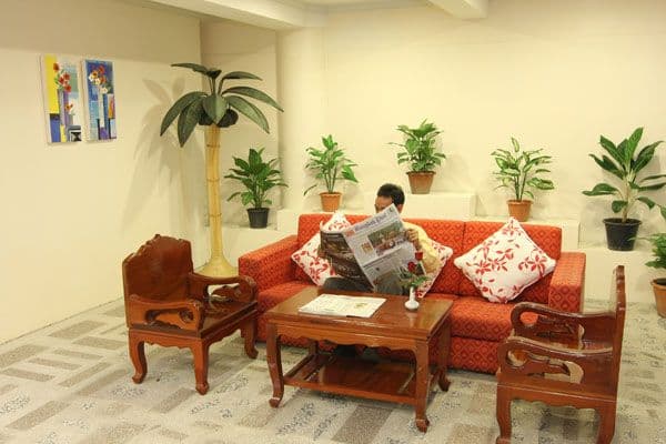 Eastiny Inn Hotel